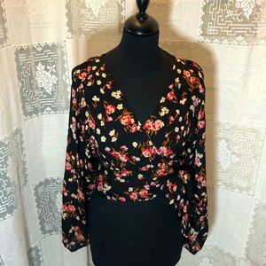 NWT ALC Crop Top Silk Blouse Size 2